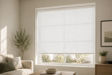 Light-filtering roller blind fabric in a bright living room